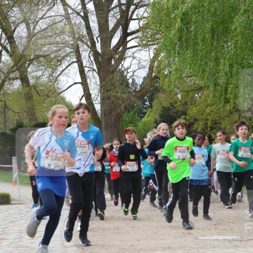 25.04.2026 - Das Zehntel Zöllner http://msf.ph/oto/9605921 25.04.2026 09:41:57 Laufen 7736 meine-sportfotos.de