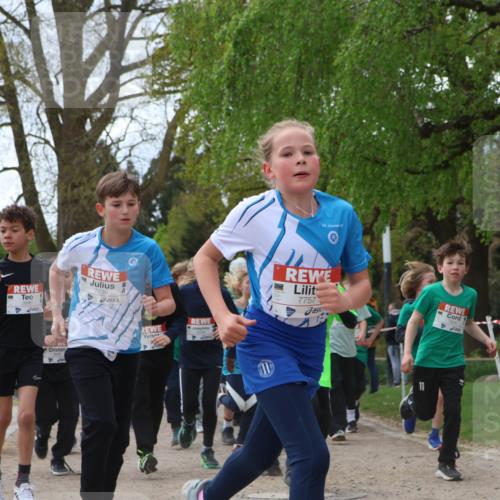 25.04.2026 - Das Zehntel Zöllner http://msf.ph/oto/9605943 25.04.2026 09:41:58 Laufen 3995, 7736, 7757 meine-sportfotos.de