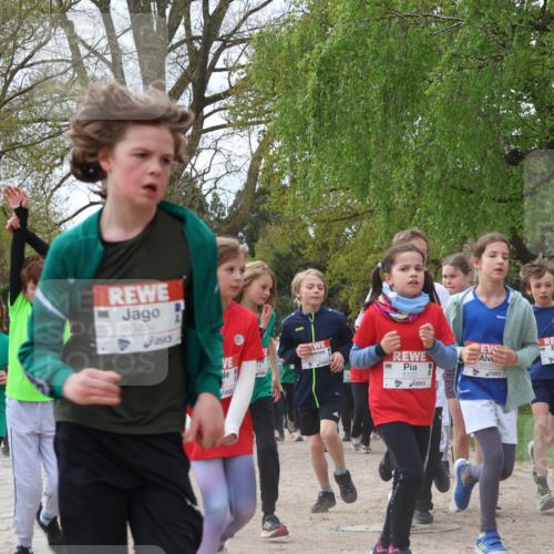 25.04.2026 - Das Zehntel Zöllner http://msf.ph/oto/9606035 25.04.2026 09:42:01 Laufen 6230, 2, 6500, 6122 meine-sportfotos.de