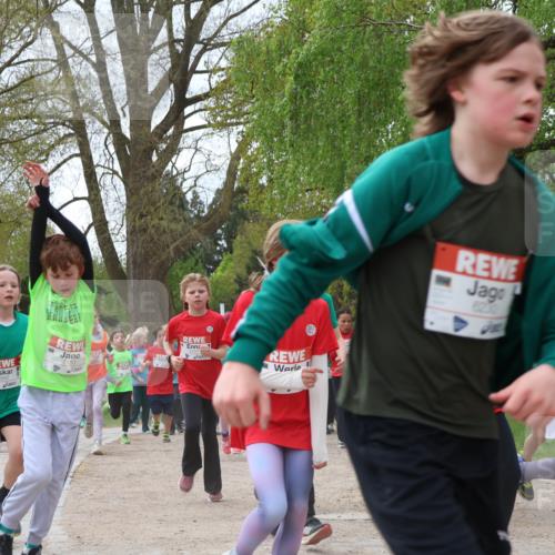 25.04.2026 - Das Zehntel Zöllner http://msf.ph/oto/9606048 25.04.2026 09:42:01 Laufen 7153, 6230, 6500 meine-sportfotos.de