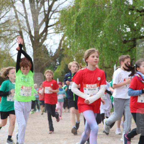 25.04.2026 - Das Zehntel Zöllner http://msf.ph/oto/9606054 25.04.2026 09:42:01 Laufen 6126, 6122 meine-sportfotos.de