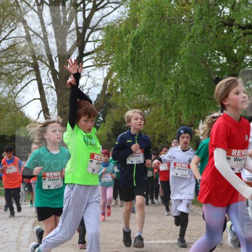 25.04.2026 - Das Zehntel Zöllner http://msf.ph/oto/9606073 25.04.2026 09:42:02 Laufen 7890, 715, 7183, 6126, 5088 meine-sportfotos.de
