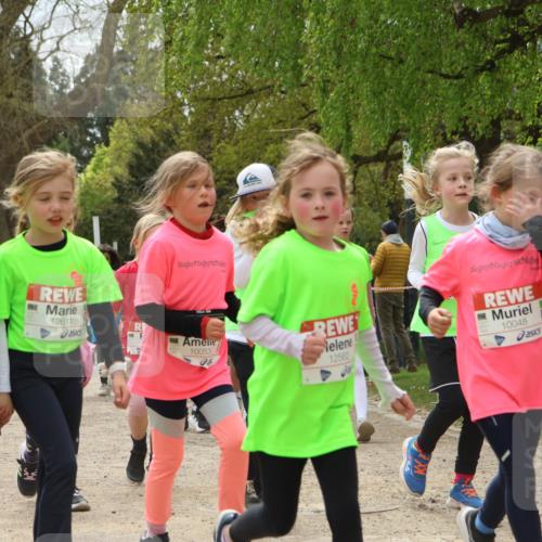 25.04.2026 - Das Zehntel Zöllner http://msf.ph/oto/9606097 25.04.2026 11:49:22 Laufen 10675, 12639, 12611, 10053, 12562, 10048 meine-sportfotos.de
