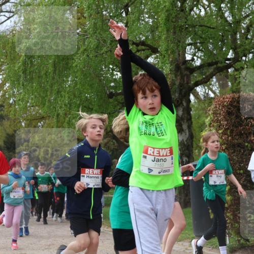 25.04.2026 - Das Zehntel Zöllner http://msf.ph/oto/9606099 25.04.2026 09:42:03 Laufen 6107, 7175, 7153, 5099 meine-sportfotos.de