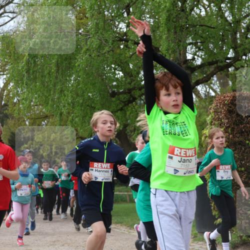 25.04.2026 - Das Zehntel Zöllner http://msf.ph/oto/9606103 25.04.2026 09:42:03 Laufen 6107, 7175, 7153 meine-sportfotos.de