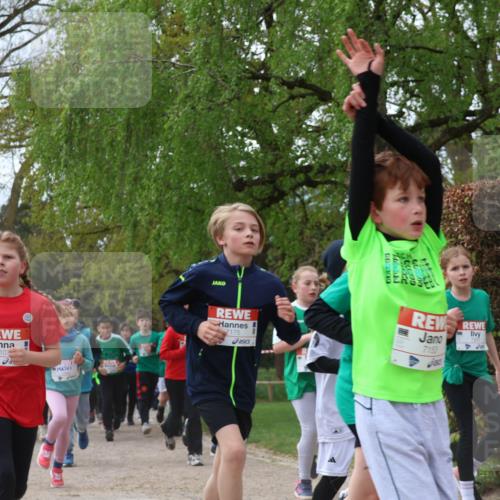 25.04.2026 - Das Zehntel Zöllner http://msf.ph/oto/9606108 25.04.2026 09:42:03 Laufen 6107, 7175, 7158, 4 meine-sportfotos.de