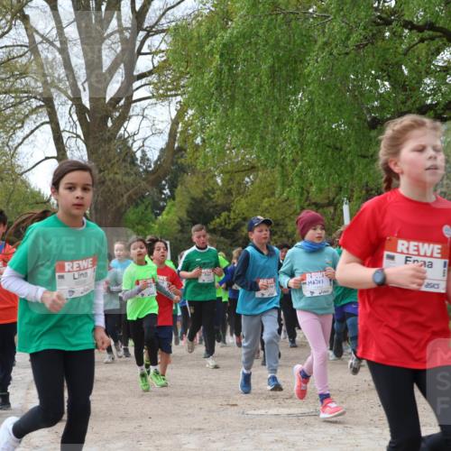 25.04.2026 - Das Zehntel Zöllner http://msf.ph/oto/9606132 25.04.2026 09:42:04 Laufen 6558 meine-sportfotos.de