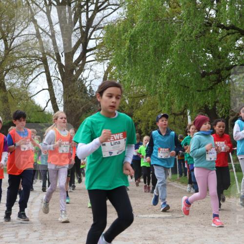 25.04.2026 - Das Zehntel Zöllner http://msf.ph/oto/9606136 25.04.2026 09:42:04 Laufen 6558 meine-sportfotos.de