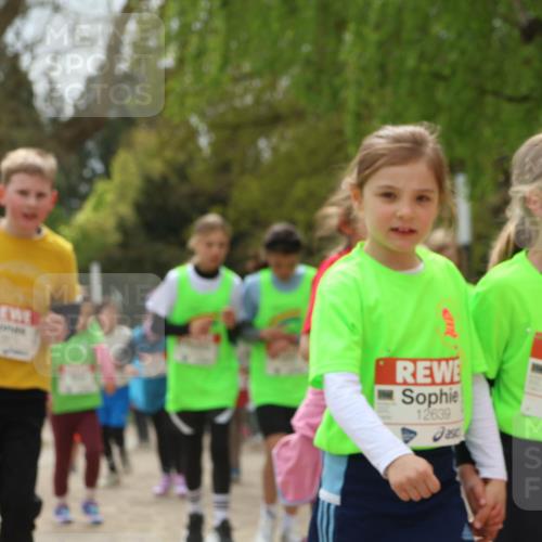 25.04.2026 - Das Zehntel Zöllner http://msf.ph/oto/9606168 25.04.2026 11:49:23 Laufen 12639, 12611, 25103 meine-sportfotos.de