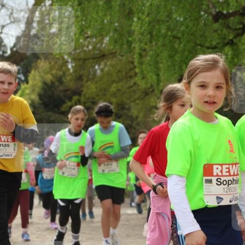 25.04.2026 - Das Zehntel Zöllner http://msf.ph/oto/9606181 25.04.2026 11:49:23 Laufen 10675, 12639, 12639, 12611 meine-sportfotos.de