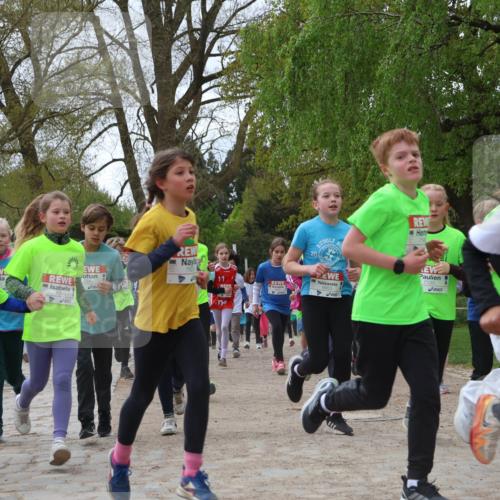 25.04.2026 - Das Zehntel Zöllner http://msf.ph/oto/9606295 25.04.2026 09:42:07 Laufen 7905, 11, 20, 6953, 7130, 5116 meine-sportfotos.de