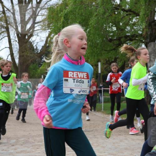 25.04.2026 - Das Zehntel Zöllner http://msf.ph/oto/9606362 25.04.2026 09:42:09 Laufen 7879, 6952, 7540 meine-sportfotos.de