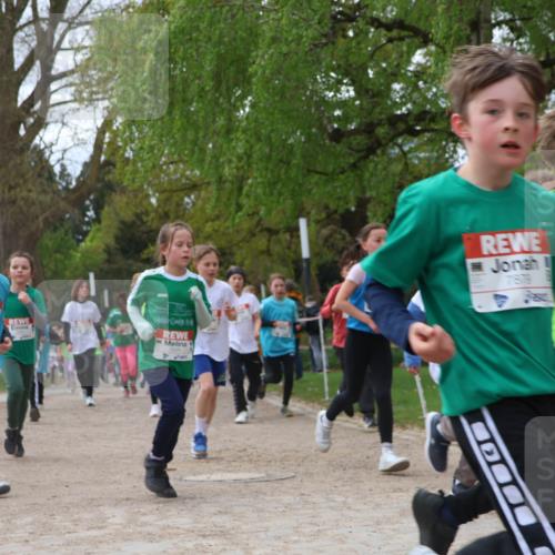 25.04.2026 - Das Zehntel Zöllner http://msf.ph/oto/9606412 25.04.2026 09:42:11 Laufen 7879 meine-sportfotos.de
