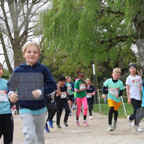 25.04.2026 - Das Zehntel Zöllner http://msf.ph/oto/9606522 25.04.2026 09:42:14 Laufen 7500 meine-sportfotos.de