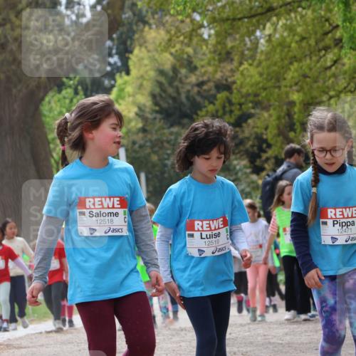 25.04.2026 - Das Zehntel Zöllner http://msf.ph/oto/9606539 25.04.2026 11:49:34 Laufen 12518, 12519, 12471, 12083 meine-sportfotos.de