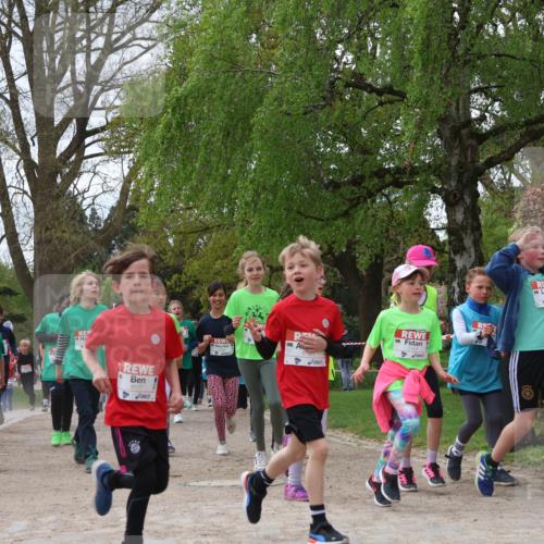 25.04.2026 - Das Zehntel Zöllner http://msf.ph/oto/9606617 25.04.2026 09:42:18 Laufen 20, 6177, 6161 meine-sportfotos.de