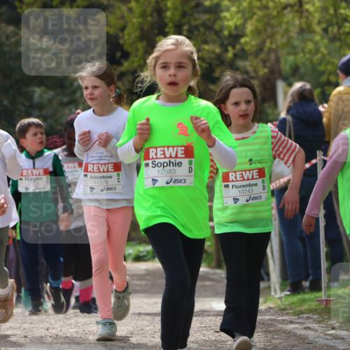 25.04.2026 - Das Zehntel Zöllner http://msf.ph/oto/9606673 25.04.2026 11:49:39 Laufen 12541, 11379, 12583, 10743, 10729 meine-sportfotos.de