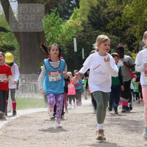 25.04.2026 - Das Zehntel Zöllner http://msf.ph/oto/9606751 25.04.2026 11:49:41 Laufen 10945, 11048, 11379 meine-sportfotos.de