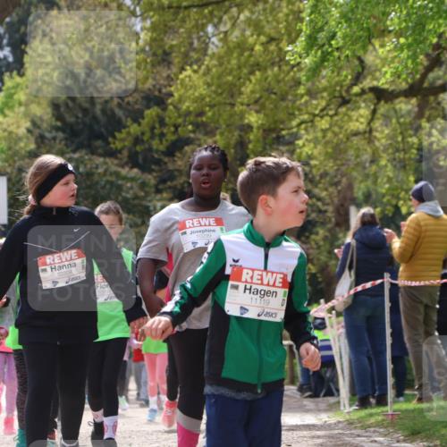 25.04.2026 - Das Zehntel Zöllner http://msf.ph/oto/9606834 25.04.2026 11:49:46 Laufen 10940, 10304, 10741, 10299, 11119 meine-sportfotos.de