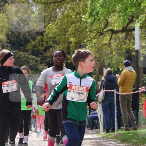 25.04.2026 - Das Zehntel Zöllner http://msf.ph/oto/9606836 25.04.2026 11:49:46 Laufen 10304, 10299, 11119 meine-sportfotos.de