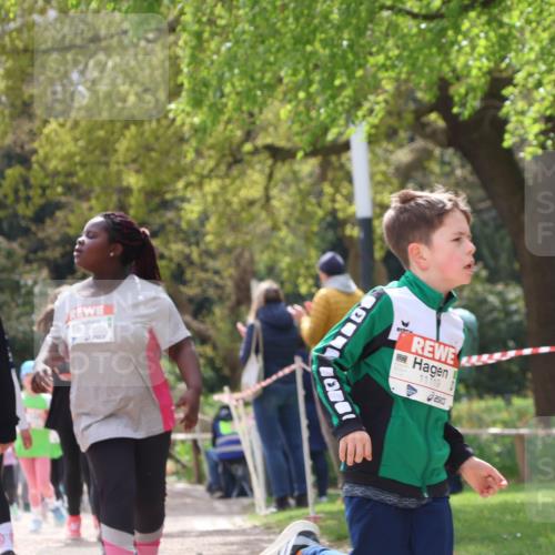 25.04.2026 - Das Zehntel Zöllner http://msf.ph/oto/9606859 25.04.2026 11:49:47 Laufen 10304, 11119 meine-sportfotos.de