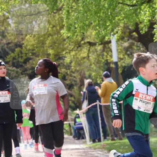 25.04.2026 - Das Zehntel Zöllner http://msf.ph/oto/9606862 25.04.2026 11:49:47 Laufen 10304, 07, 11119 meine-sportfotos.de