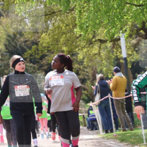 25.04.2026 - Das Zehntel Zöllner http://msf.ph/oto/9606865 25.04.2026 11:49:47 Laufen 10940, 10304, 11119 meine-sportfotos.de