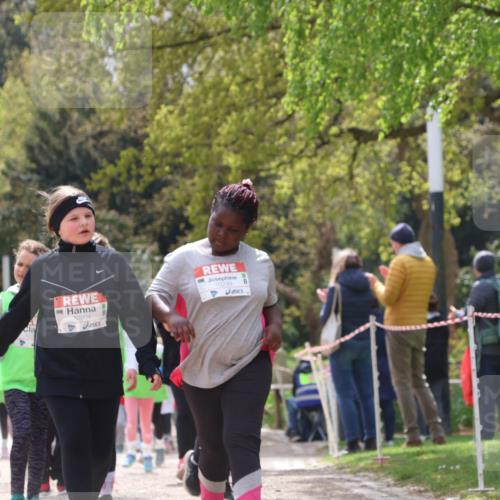25.04.2026 - Das Zehntel Zöllner http://msf.ph/oto/9606873 25.04.2026 11:49:47 Laufen 10940, 10304, 10299 meine-sportfotos.de