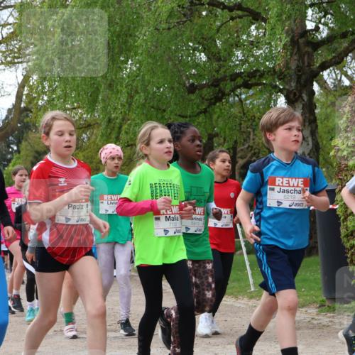25.04.2026 - Das Zehntel Zöllner http://msf.ph/oto/9606993 25.04.2026 09:42:36 Laufen 7205, 7194, 7132, 5913, 250, 6219 meine-sportfotos.de