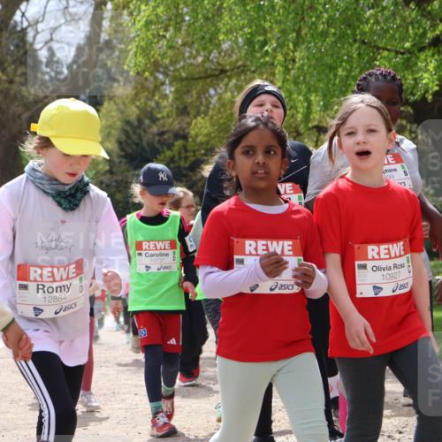 25.04.2026 - Das Zehntel Zöllner http://msf.ph/oto/9607002 25.04.2026 11:49:52 Laufen 99, 12886, 12884, 10737, 109, 10927 meine-sportfotos.de