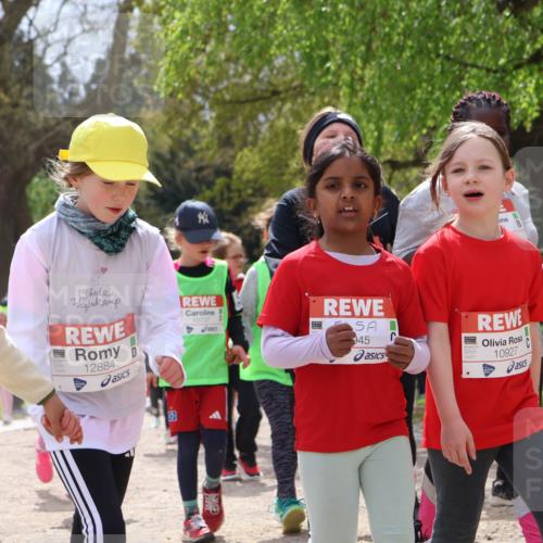 25.04.2026 - Das Zehntel Zöllner http://msf.ph/oto/9607005 25.04.2026 11:49:52 Laufen 12886, 12884, 10737, 945, 10927 meine-sportfotos.de