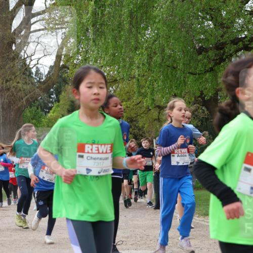 25.04.2026 - Das Zehntel Zöllner http://msf.ph/oto/9607053 25.04.2026 09:42:40 Laufen 7869, 6330, 7317, 25135, 5443, 7310 meine-sportfotos.de