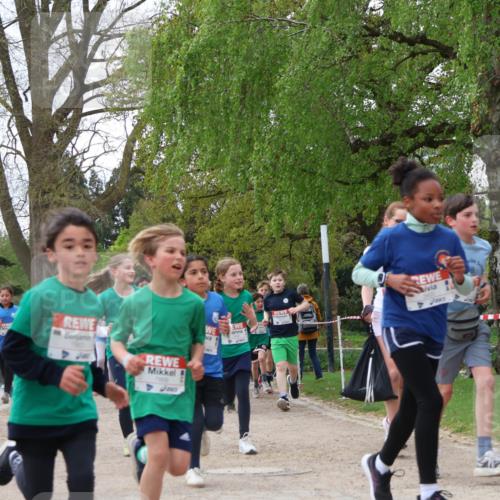 25.04.2026 - Das Zehntel Zöllner http://msf.ph/oto/9607070 25.04.2026 09:42:41 Laufen 7869, 5420, 5443 meine-sportfotos.de