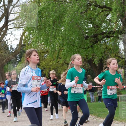 25.04.2026 - Das Zehntel Zöllner http://msf.ph/oto/9607099 25.04.2026 09:42:42 Laufen 7751, 7944, 7948 meine-sportfotos.de