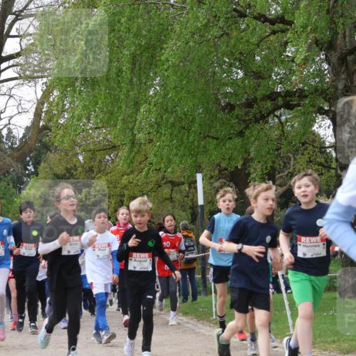 25.04.2026 - Das Zehntel Zöllner http://msf.ph/oto/9607122 25.04.2026 09:42:43 Laufen 8, 10 meine-sportfotos.de