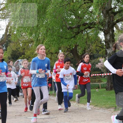 25.04.2026 - Das Zehntel Zöllner http://msf.ph/oto/9607171 25.04.2026 09:42:45 Laufen 6348, 6356, 18, 10, 5493, 5494 meine-sportfotos.de