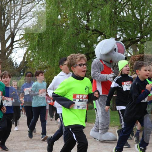 25.04.2026 - Das Zehntel Zöllner http://msf.ph/oto/9607381 25.04.2026 09:42:53 Laufen 3, 7807, 5381, 7240, 6727, 6730 meine-sportfotos.de