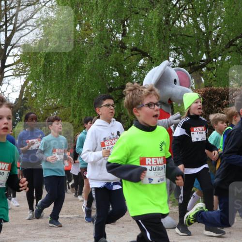 25.04.2026 - Das Zehntel Zöllner http://msf.ph/oto/9607384 25.04.2026 09:42:53 Laufen 7807, 3, 7240, 6720, 4, 6730 meine-sportfotos.de