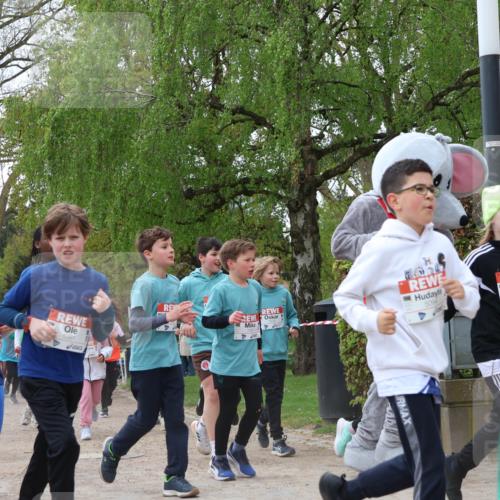 25.04.2026 - Das Zehntel Zöllner http://msf.ph/oto/9607395 25.04.2026 09:42:54 Laufen 5381, 5094, 6727 meine-sportfotos.de