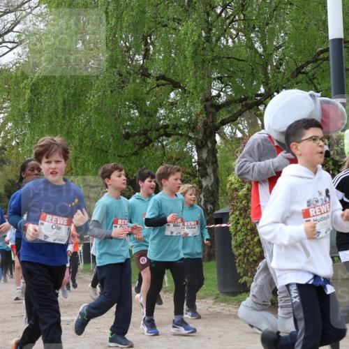 25.04.2026 - Das Zehntel Zöllner http://msf.ph/oto/9607397 25.04.2026 09:42:54 Laufen 5381, 6006, 5094, 6727 meine-sportfotos.de