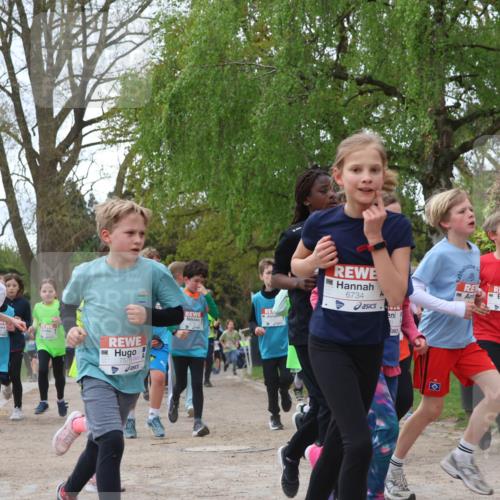 25.04.2026 - Das Zehntel Zöllner http://msf.ph/oto/9607454 25.04.2026 09:42:56 Laufen 6526, 7576, 6734 meine-sportfotos.de