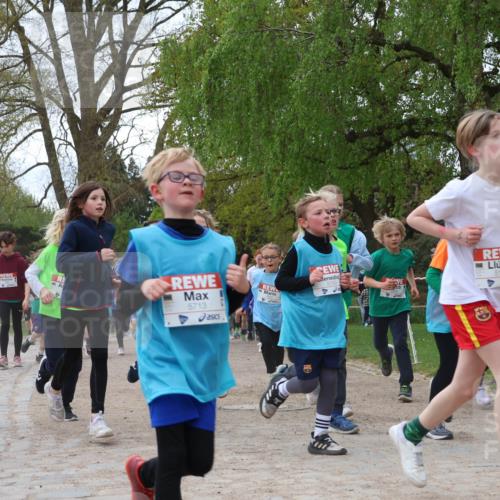 25.04.2026 - Das Zehntel Zöllner http://msf.ph/oto/9607501 25.04.2026 09:42:58 Laufen 5713, 5700, 5164 meine-sportfotos.de