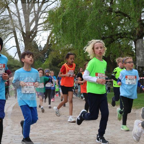 25.04.2026 - Das Zehntel Zöllner http://msf.ph/oto/9607537 25.04.2026 09:42:59 Laufen 6873, 6875 meine-sportfotos.de
