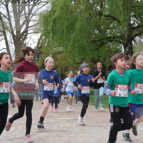 25.04.2026 - Das Zehntel Zöllner http://msf.ph/oto/9607567 25.04.2026 09:43:01 Laufen 7901, 5405, 7851 meine-sportfotos.de