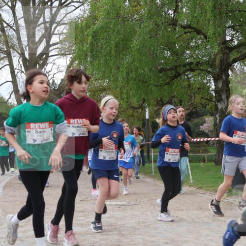 25.04.2026 - Das Zehntel Zöllner http://msf.ph/oto/9607570 25.04.2026 09:43:01 Laufen 7901, 7887, 5405 meine-sportfotos.de