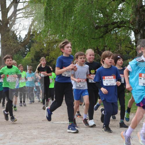 25.04.2026 - Das Zehntel Zöllner http://msf.ph/oto/9607611 25.04.2026 09:43:04 Laufen 5367, 6613, 5827, 2515 meine-sportfotos.de