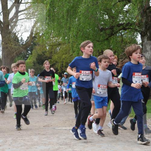 25.04.2026 - Das Zehntel Zöllner http://msf.ph/oto/9607615 25.04.2026 09:43:04 Laufen 5367, 6613, 5388 meine-sportfotos.de
