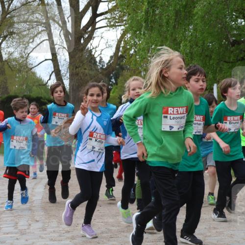 25.04.2026 - Das Zehntel Zöllner http://msf.ph/oto/9607681 25.04.2026 09:43:07 Laufen 5791, 7903, 7727, 77, 5155, 7906, 878 meine-sportfotos.de