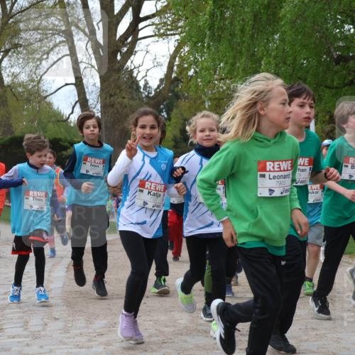 25.04.2026 - Das Zehntel Zöllner http://msf.ph/oto/9607684 25.04.2026 09:43:07 Laufen 5791, 7727, 78, 7903, 5815, 7906, 9 meine-sportfotos.de