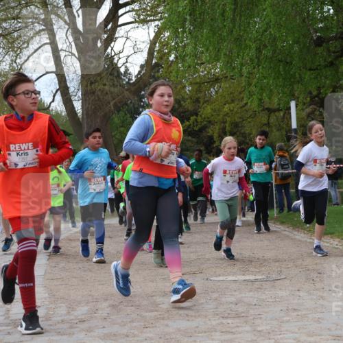 25.04.2026 - Das Zehntel Zöllner http://msf.ph/oto/9607740 25.04.2026 09:43:10 Laufen 7397, 20 meine-sportfotos.de